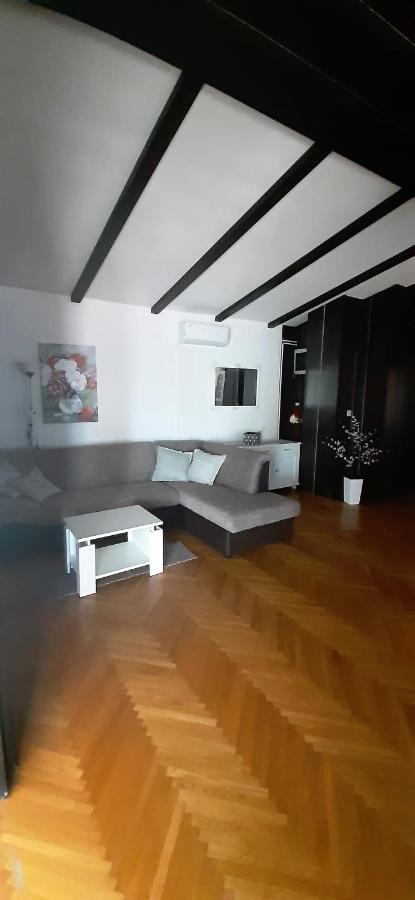 Apartments Petra Tribalj Esterno foto